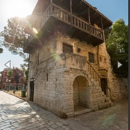 Apartman Pinezic *